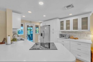 House, 2 Bedrooms | Private kitchen - Lake By The Beach 2 Bedroom Home (Holmes Beach)