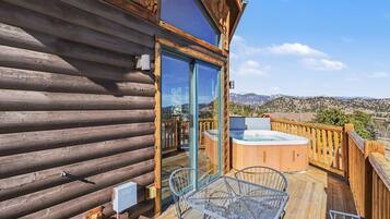 Condo, 2 Bedrooms | Outdoor dining