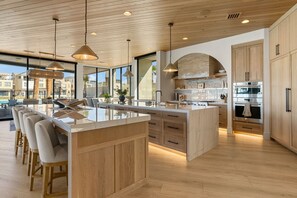 House, Multiple Bedrooms | Private kitchen - The Oasis Utah 8 Bedroom Home (St. George)