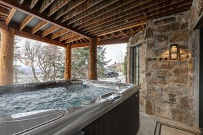 Indoor spa tub - Sun Ridge Vista 4 Bedroom Home (Park City)