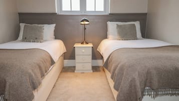 2 bedrooms, individually decorated, individually furnished, free WiFi