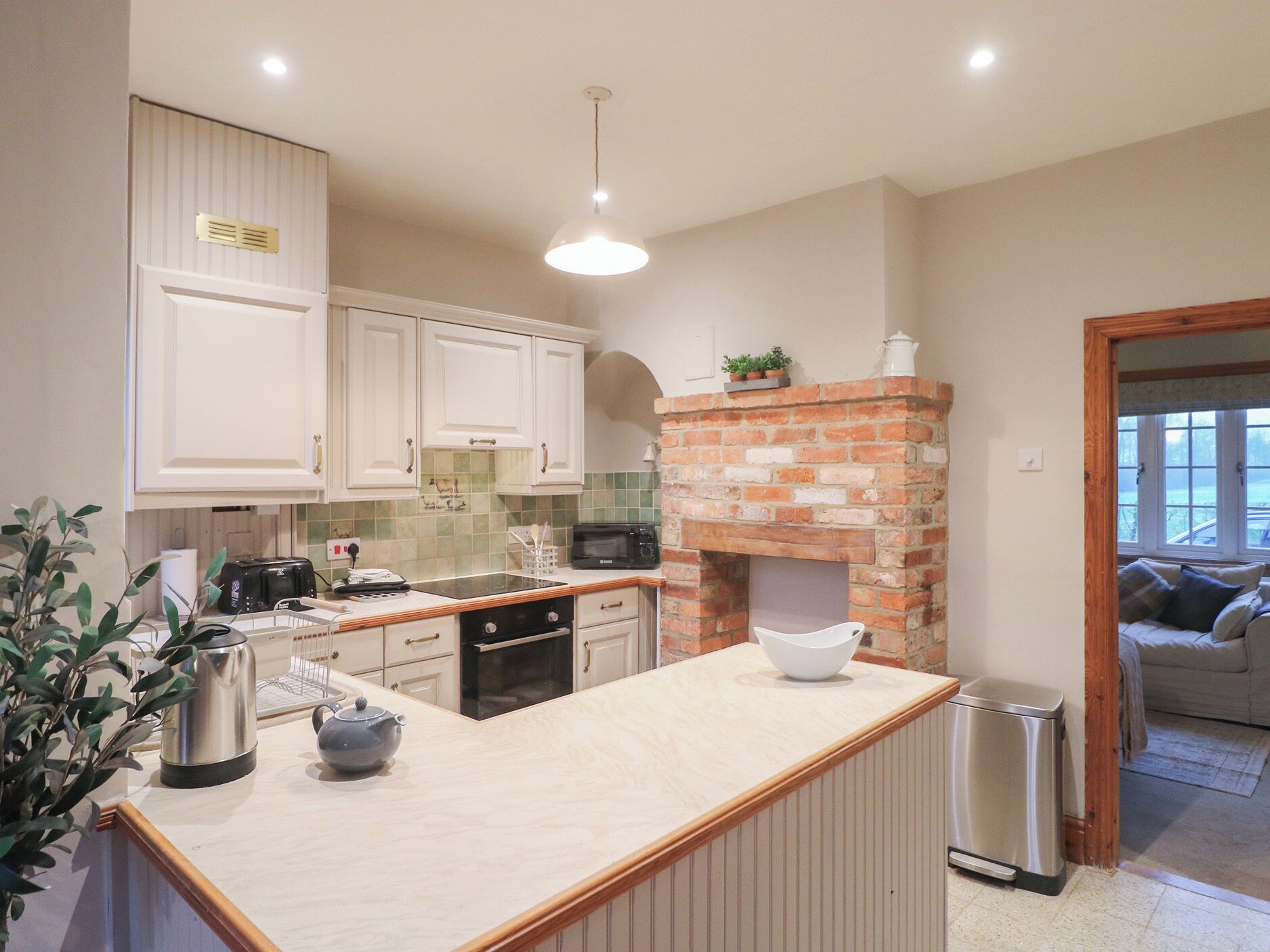 洗碗機、鍋具/餐盤/廚房用品