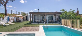 Rural House 'El Encanto' with Mountain View, Wi-Fi and Air Conditioning