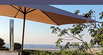 Rural House 'El Encanto' with Mountain View, Wi-Fi and Air Conditioning