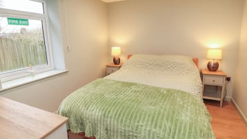 1 bedroom, individually decorated, individually furnished, free WiFi