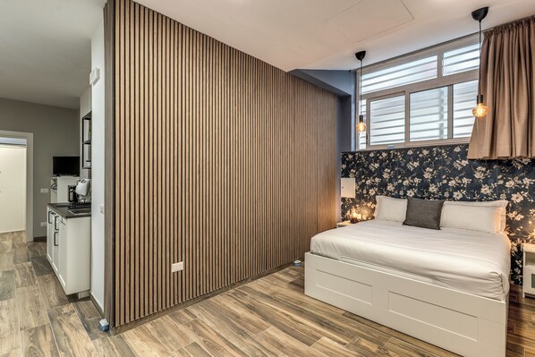 Classic Apartment | Free WiFi - Be House (Naples)