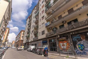 Exterior - Be House (Naples)