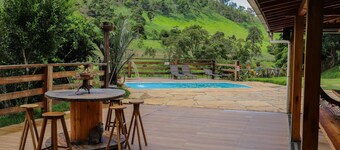 S tio Toca dos Gatos com Piscina e Churrasqueira