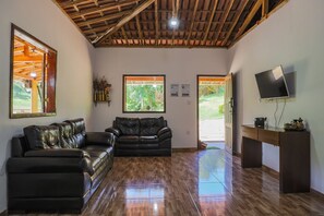 2 bedrooms - S tio Toca dos Gatos com Piscina e Churrasqueira (Sabinópolis)