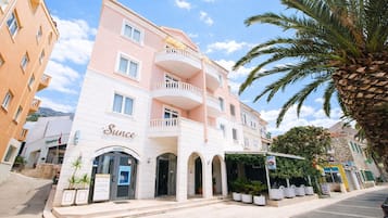 Façade de lâhĂ©bergement