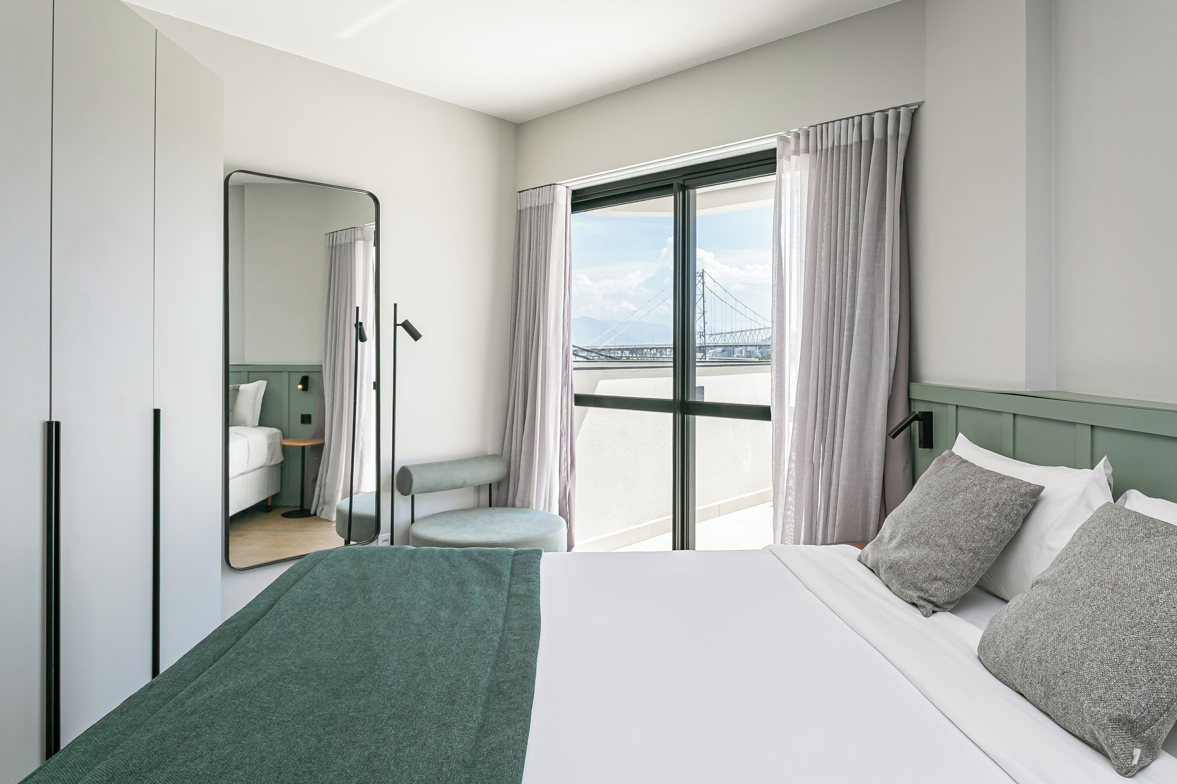 Design Studio | Iron/ironing board, free WiFi, bed sheets