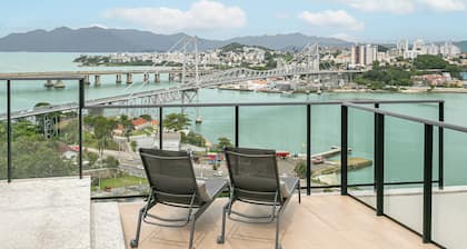 The Bridge by Viva - Prédio com piscina no terraço e academia em Floripa