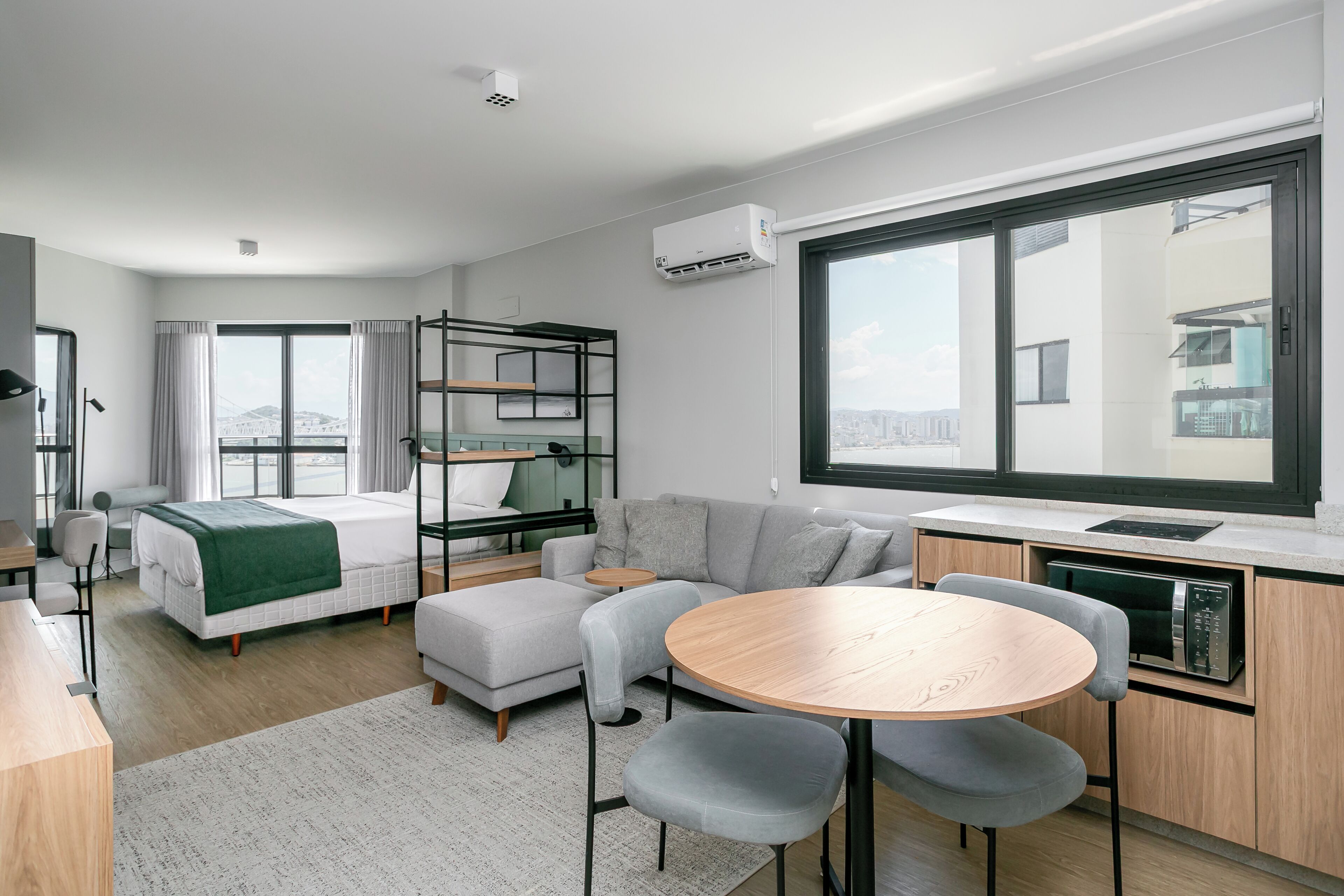 40-inch Smart TV with digital channels