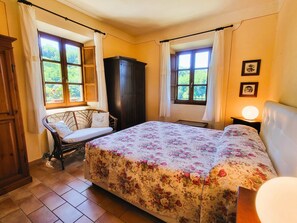 3 Schlafzimmer, Bügeleisen/Bügelbrett, Reisekinderbett, WLAN