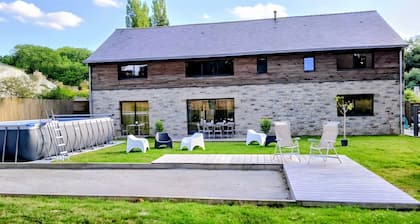 Chambre dâhĂŽtes La ClairiĂšre Aux ChĂȘnes 1 avec piscine partagĂ©e, Wi-Fi et climatisation