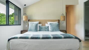 WiFi, bed sheets