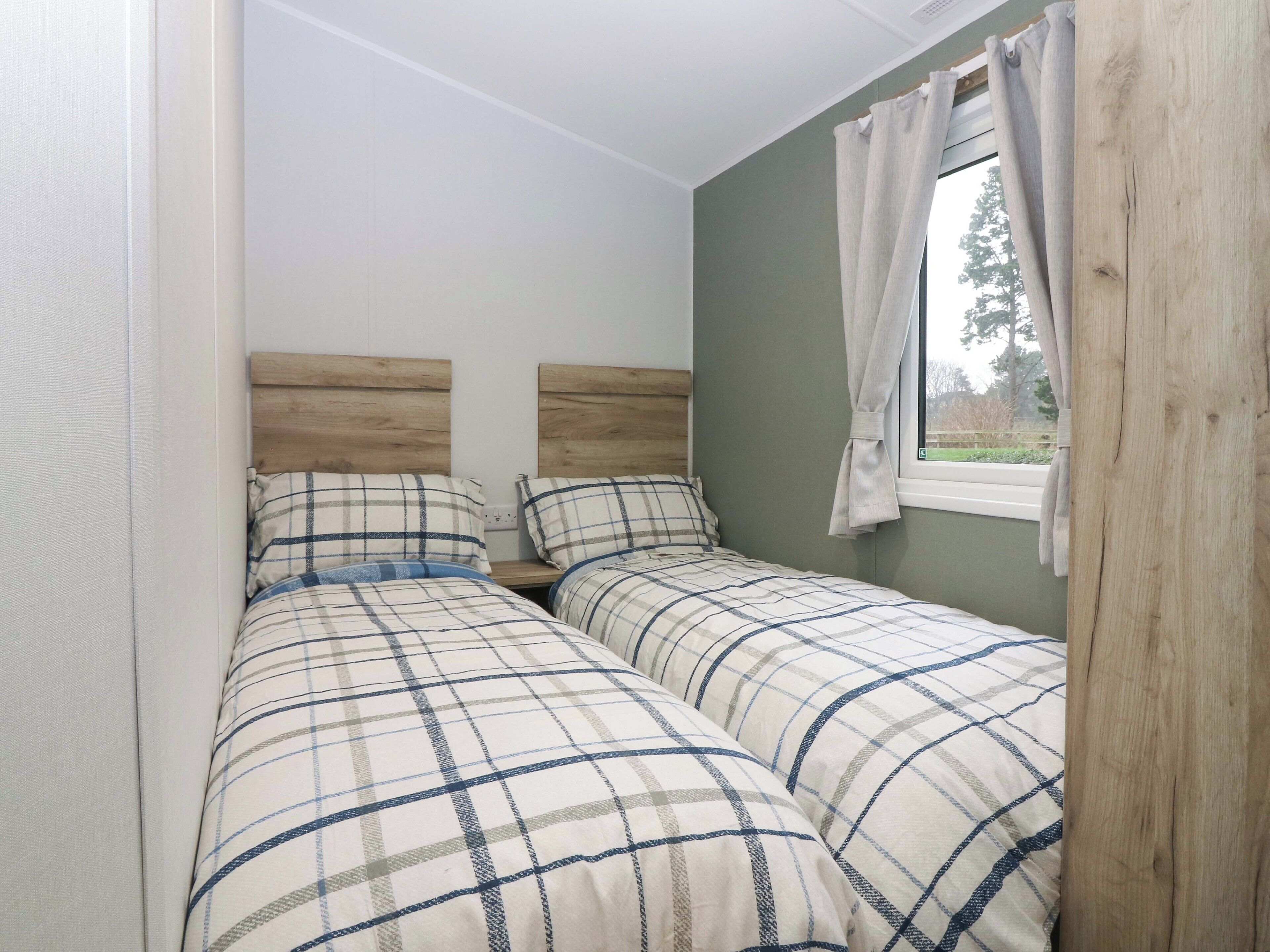 3 bedrooms, individually decorated, individually furnished, free WiFi