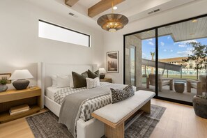 Desk, iron/ironing board, travel crib, internet - The Oasis Utah: Lagoon-Front, Pool, Slide, Theater (St. George)