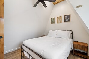3 Schlafzimmer, Bügeleisen/Bügelbrett, WLAN, Bettwäsche