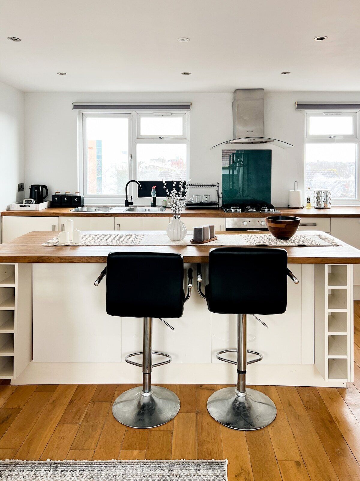 Executive Studio, Private Bathroom, City View | Private kitchen