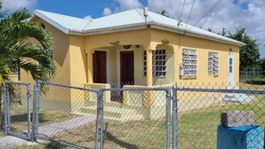 House, 2 Bedrooms, Smoking | Bahagian luar