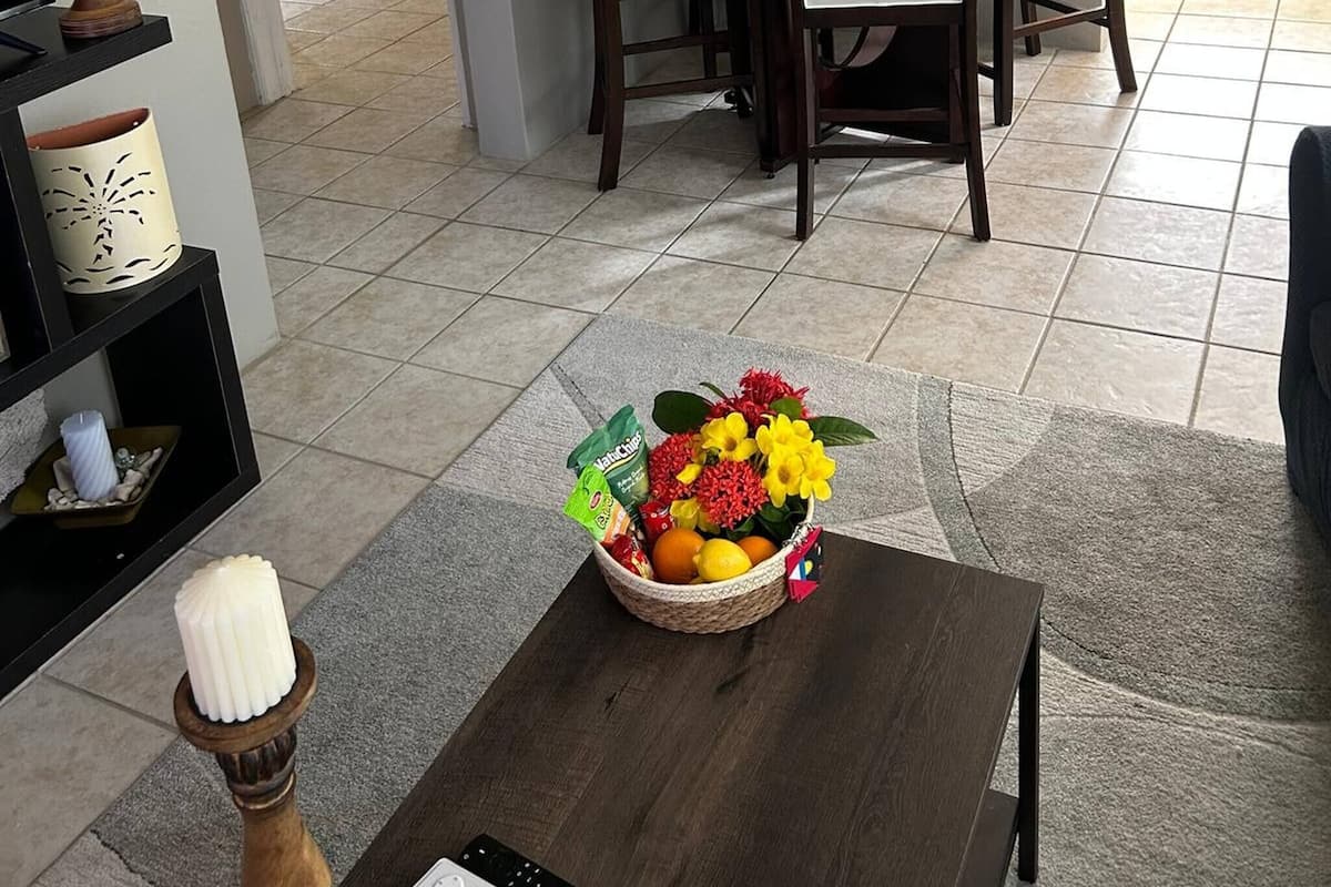 House, 2 Bedrooms, Smoking | Dining room