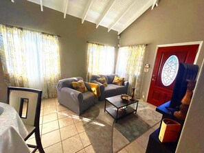 Casa, 2 habitaciones, fumadores | Sala de estar