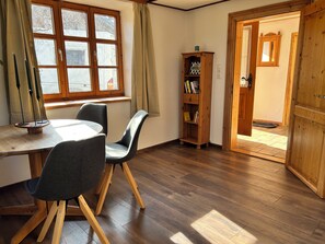 Dining - Vrbo Property (Altusried)