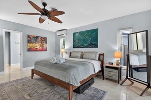 Ferienhaus, Mehrere Betten, Poolzugang (Harbor Haven) | 4 Schlafzimmer, individuell dekoriert, individuell eingerichtet