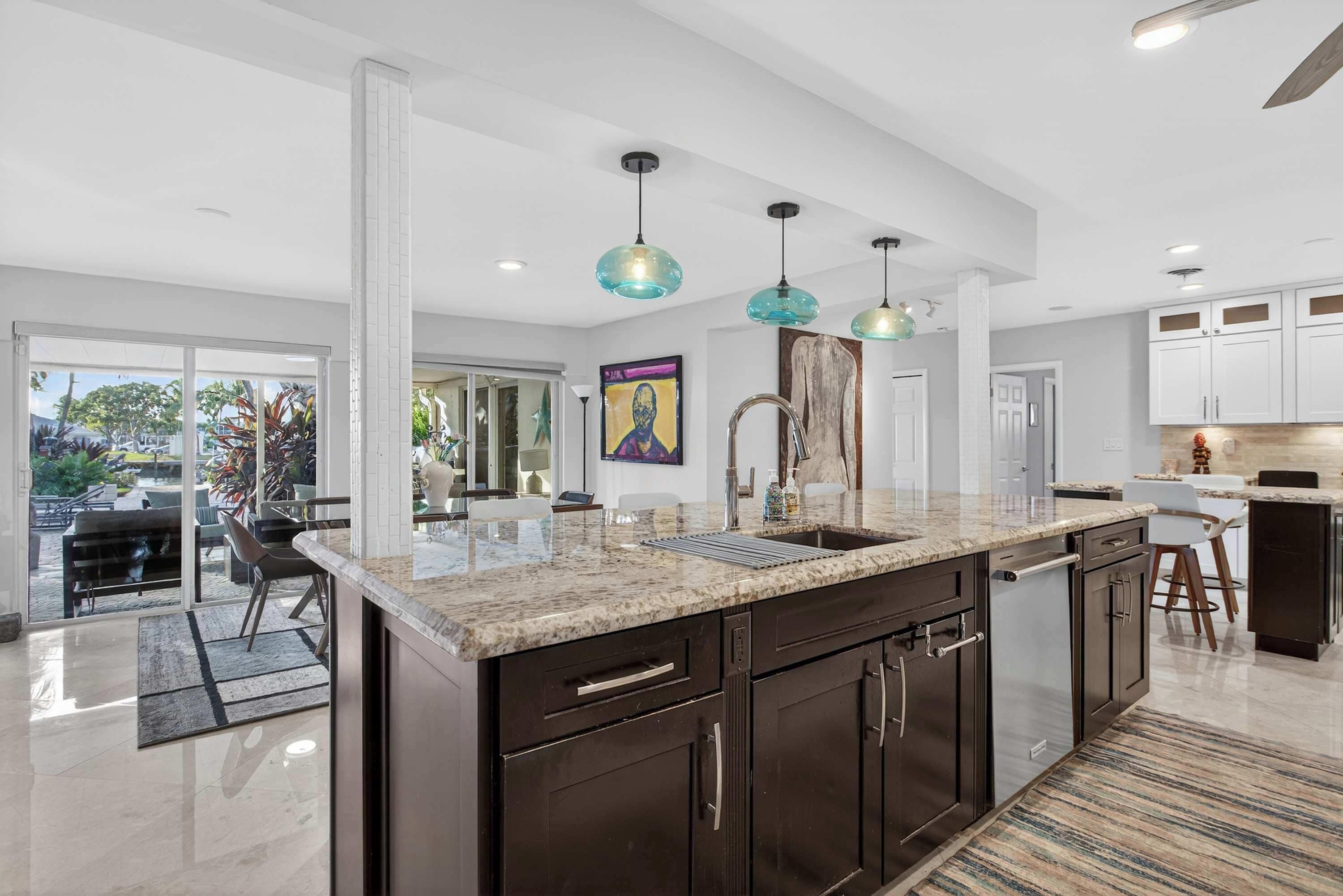 House, Multiple Beds, Pool Access (Harbor Haven) | Private kitchen