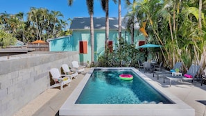 Beheizter Pool