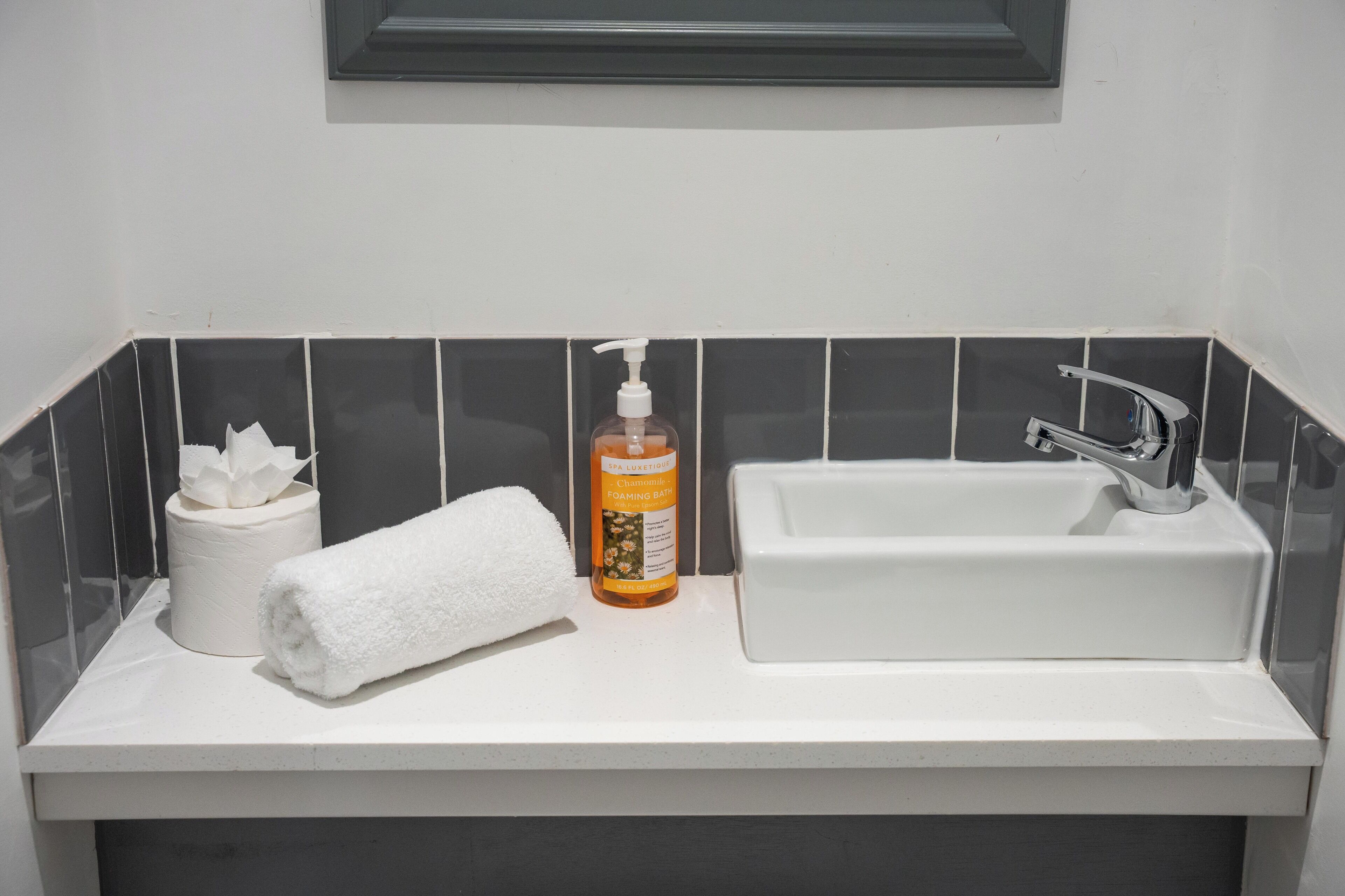 Comfort Quadruple Room, Non Smoking, Private Bathroom | Bathroom | Shower, towels, toilet paper