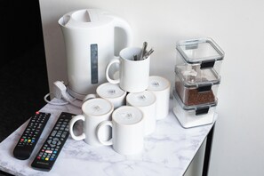 Basic Quadruple Room, Non Smoking, Private Bathroom | Coffee and/or coffee maker - The Breckfield Hotel (Liverpool)