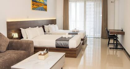 A One Oasis River View Hotel