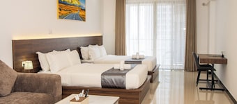 A One Oasis River View Hotel