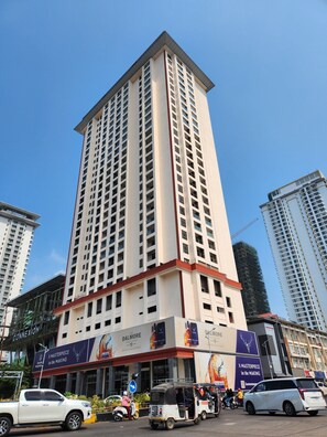Exterior - A One Oasis River View Hotel (Phnom Penh)