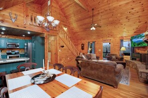 Interior - Golden Acres - Morganton,GA (Morganton)