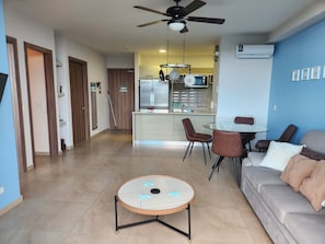 Living area - Luxury beachfront Apartment. (Nueva Gorgona)