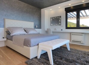 7 makuuhuonetta, vauvansängyt