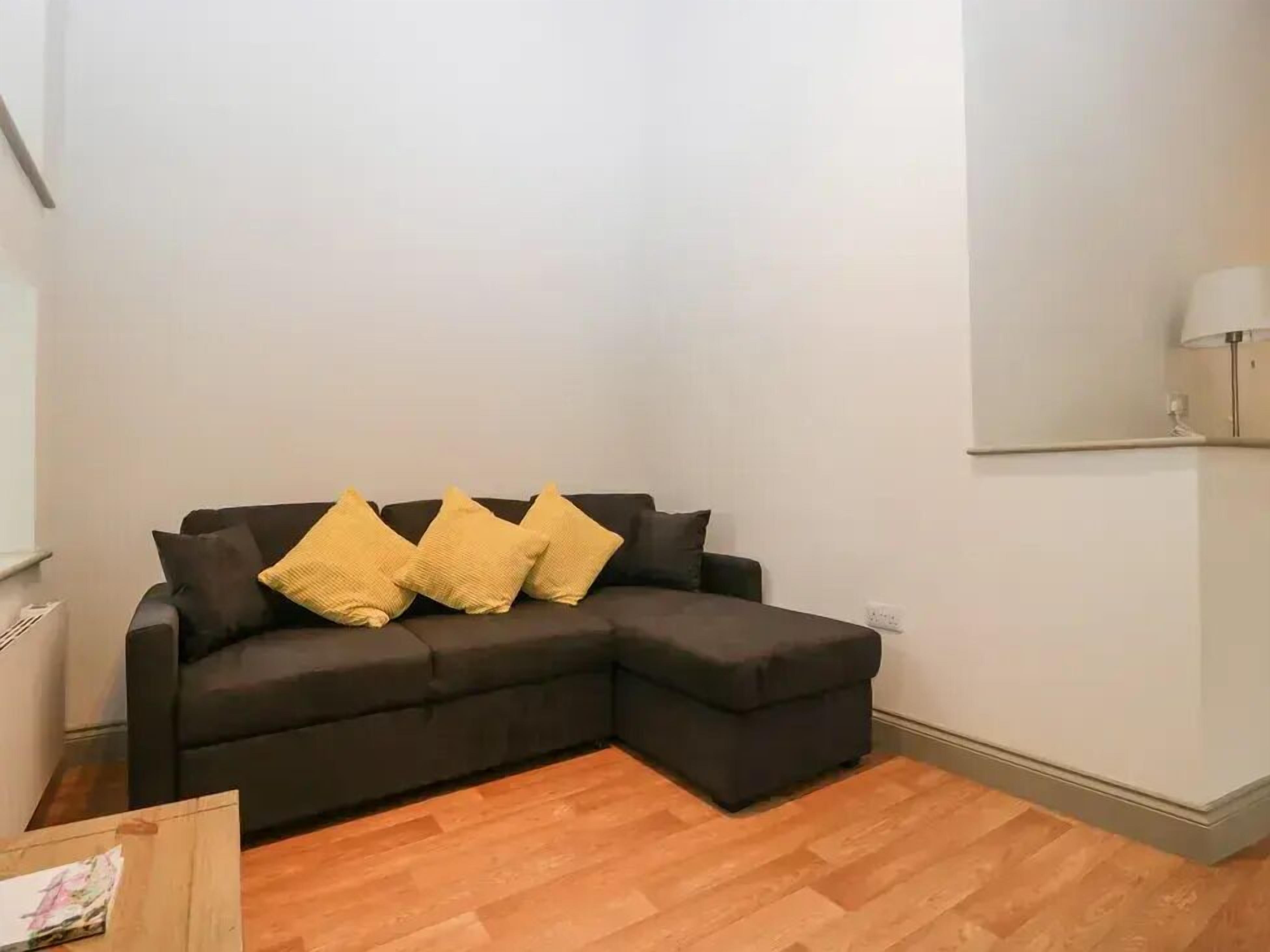 Salon / Lounge