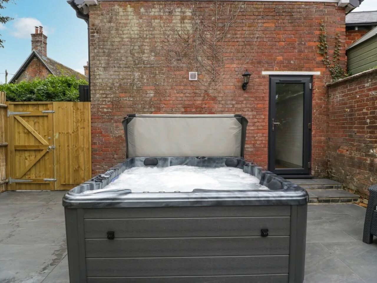 Hot tub