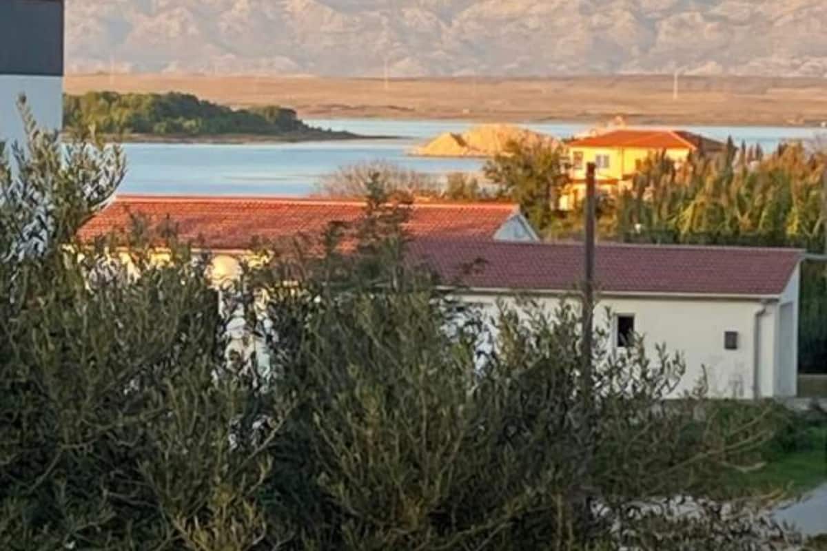 Apartment (One Bedroom Apartment with Balcony an) | Exterior