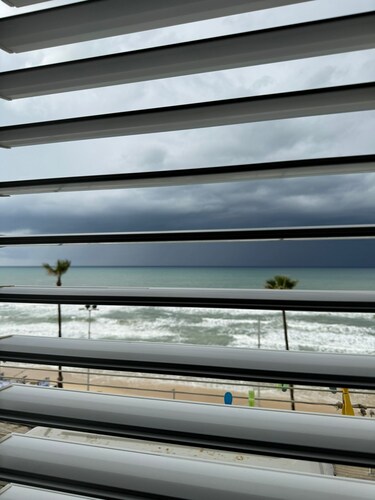 Wonderful two-room apartment near the sea in Bat Yam