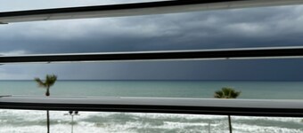 Wonderful two-room apartment near the sea in Bat Yam