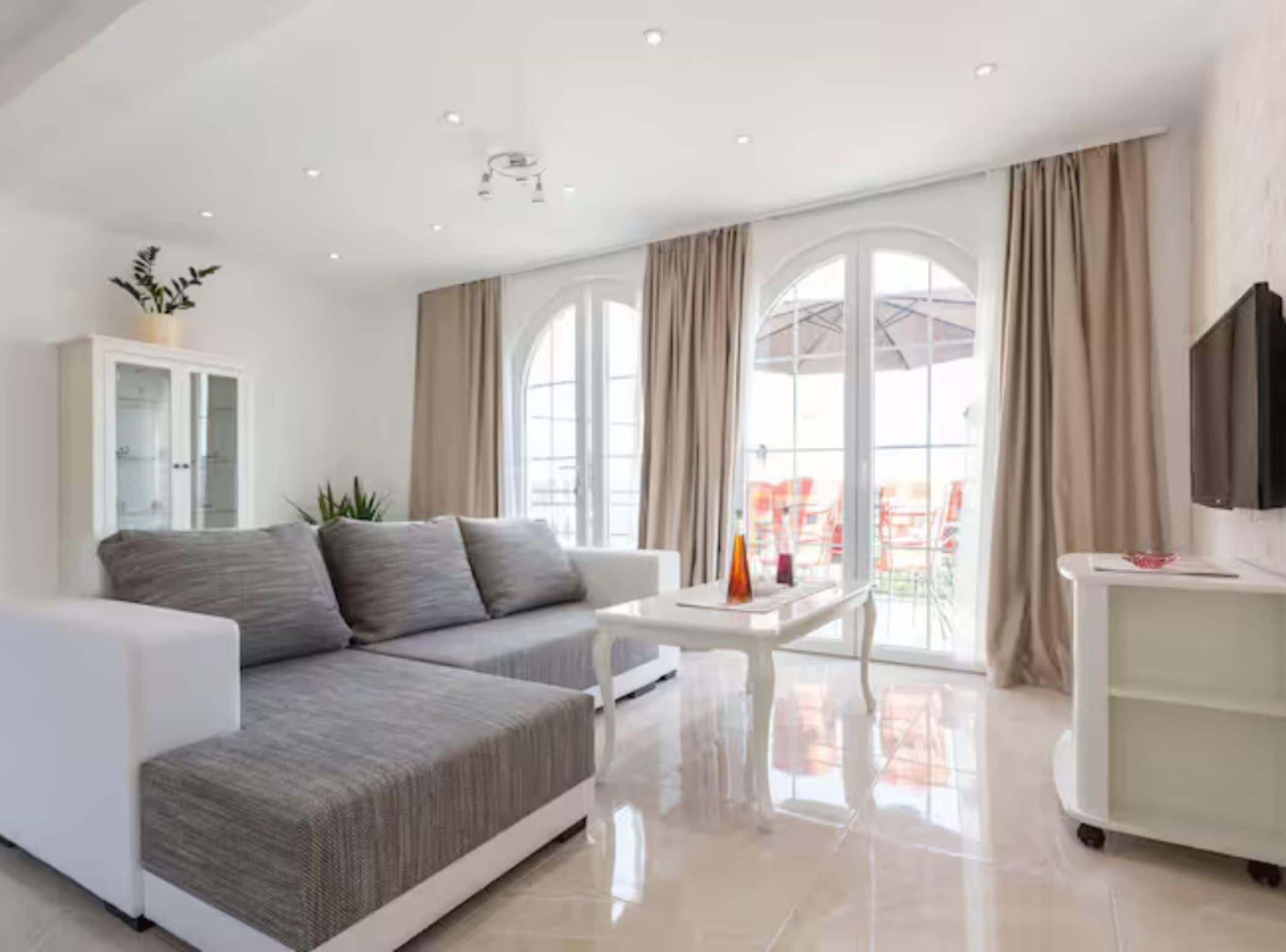 House (Two Bedroom Holiday Home with Terrace) | Living room | 32-inch flat-screen TV with satellite channels