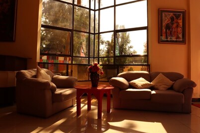 Wave Crest Castle Hotel Wote