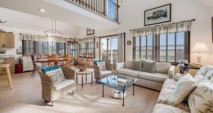 Eagle's View by Seaside Vacations!