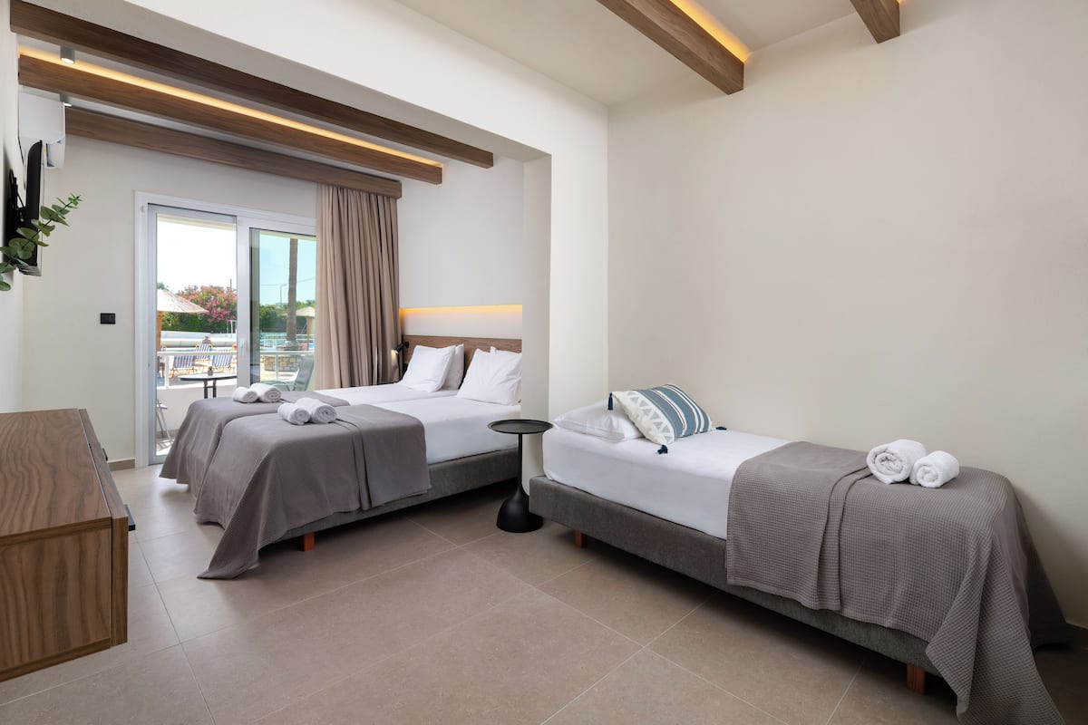 Superior Triple Room