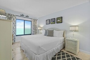 2 bedrooms, iron/ironing board, free WiFi, bed sheets - 2 bedroom, 2 bath direct Bayfront condo (Sanibel)