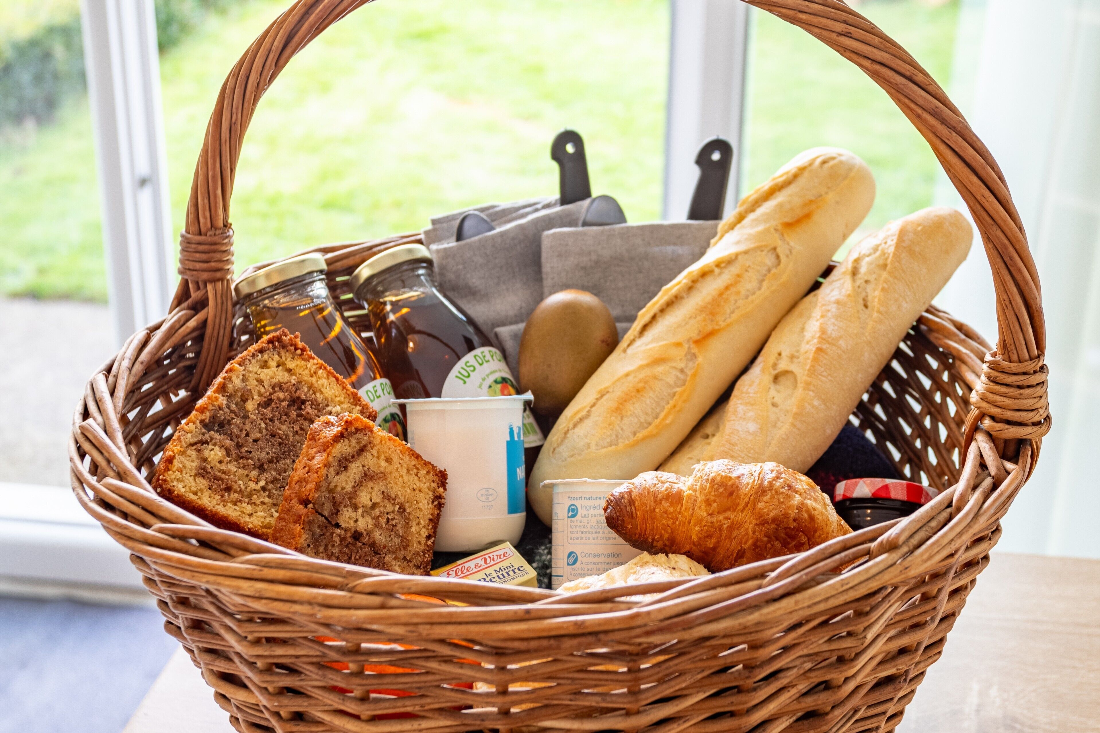 Desayuno (con cargo) 